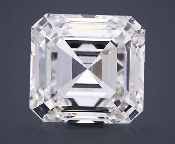 5.02 Carat · G · VS1 Rare Carat Ideal Cut