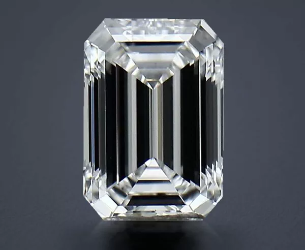 2.06 Carat · D · VS1 Rare Carat Ideal Cut