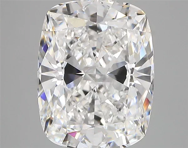 3.9 Carat · E · VVS1 Rare Carat Ideal Cut