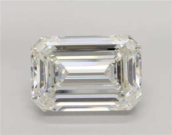 28.33 Carat · G · VS2 Rare Carat Ideal Cut