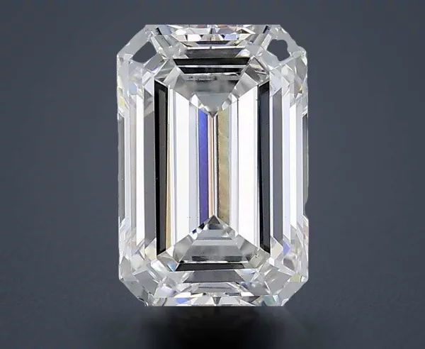 2.07 Carat · F · VS1 Rare Carat Ideal Cut