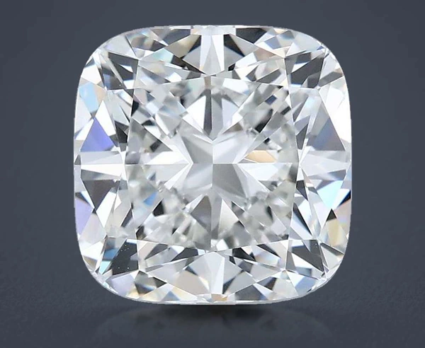 3.92 Carat · G · VVS1 Rare Carat Ideal Cut