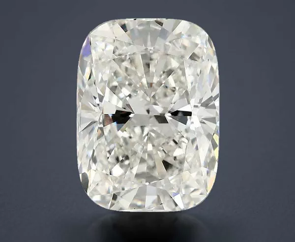 4.02 Carat · G · VS1 Rare Carat Ideal Cut