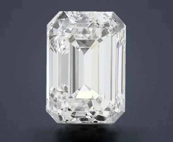 1.21 Carat · F · VS2 Rare Carat Ideal Cut