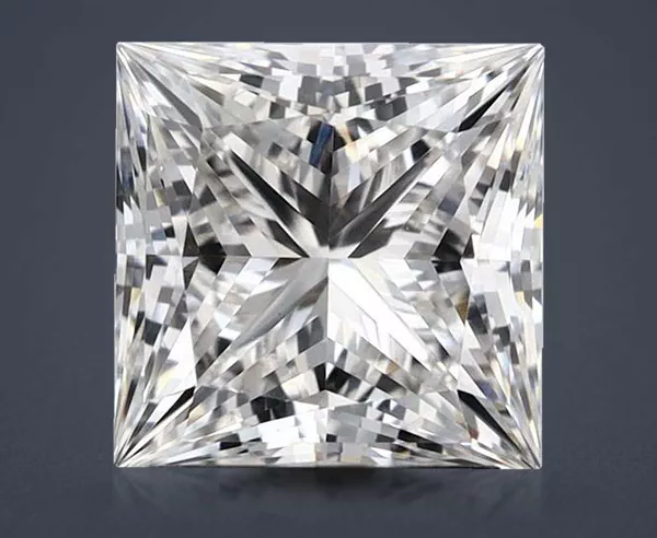 2.28 Carat · F · VS1 Rare Carat Ideal Cut