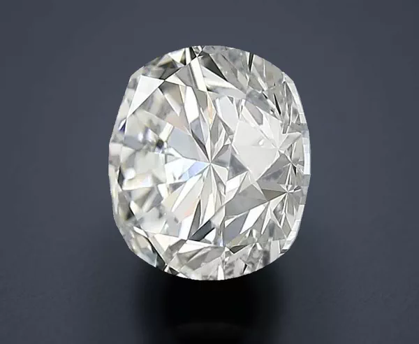 2.47 Carat · E · VVS2 Rare Carat Ideal Cut