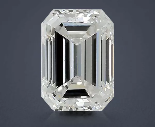 1.65 Carat · F · VS2 Rare Carat Ideal Cut