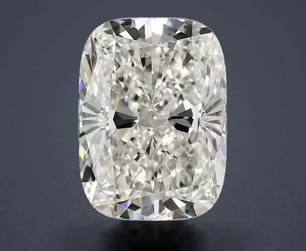 3.08 Carat · G · VS1 Rare Carat Ideal Cut