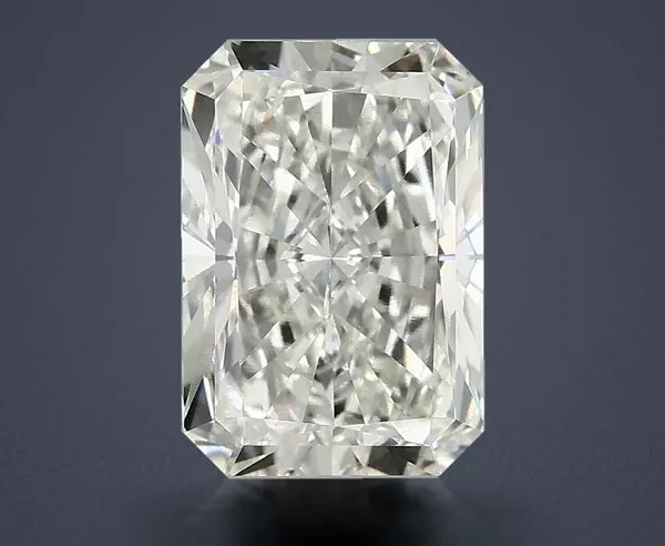 2.59 Carat · G · VS1 Rare Carat Ideal Cut