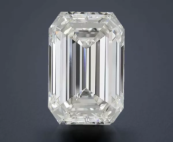 5.01 Carat · I · VS2 Rare Carat Ideal Cut