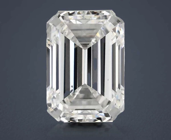 5 Carat · F · VS2 Rare Carat Ideal Cut
