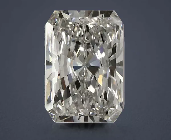 4.24 Carat · H · VS1 Rare Carat Ideal Cut