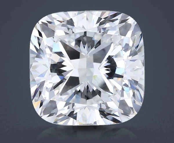 5.51 Carat · G · VVS2 Rare Carat Ideal Cut