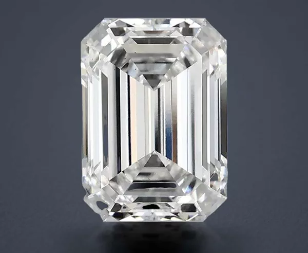 2.1 Carat · D · VS2 Rare Carat Ideal Cut