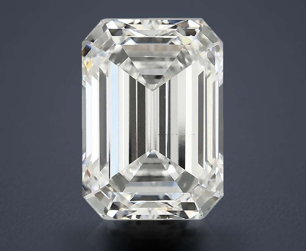 4.35 Carat · E · VS1 Rare Carat Ideal Cut