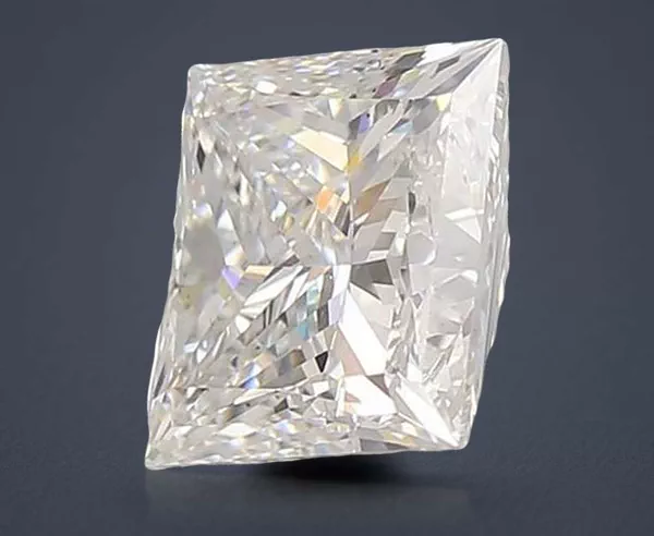 3.9 Carat · E · VS2 Rare Carat Ideal Cut