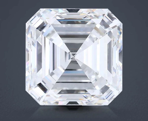6.59 Carat · E · VVS2 excellent Cut