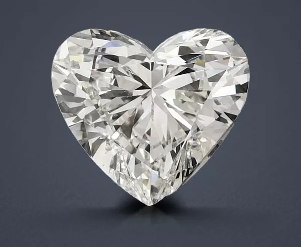 3.42 Carat · G · VS1 Rare Carat Ideal Cut