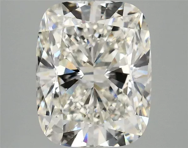4 Carat · G · VVS2 Rare Carat Ideal Cut