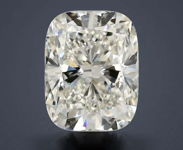 4 Carat · G · VVS2 Rare Carat Ideal Cut
