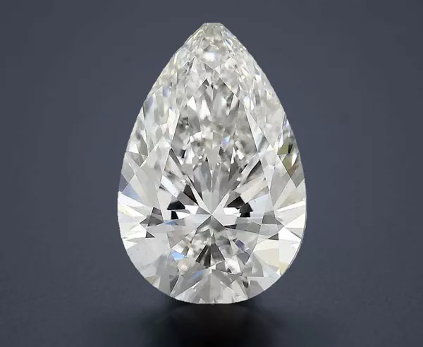 2.8 Carat · F · VS2 Rare Carat Ideal Cut
