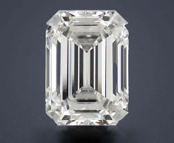 3.19 Carat · E · VVS2 Rare Carat Ideal Cut