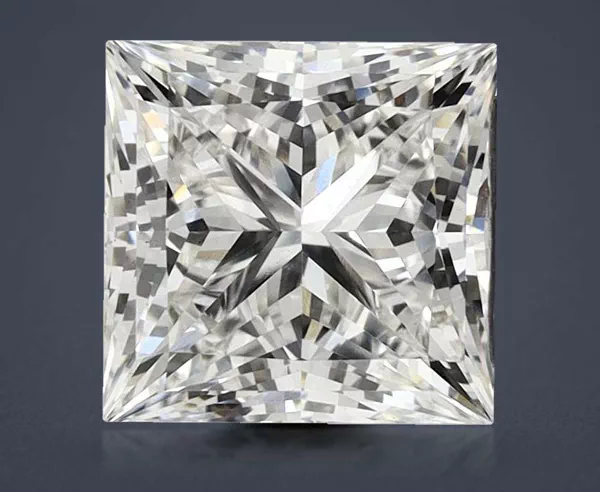 3.31 Carat · G · VS1 Rare Carat Ideal Cut