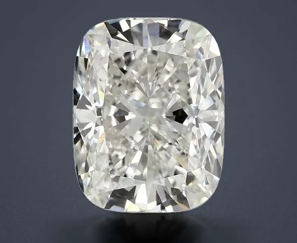 3.04 Carat · G · VS1 Rare Carat Ideal Cut