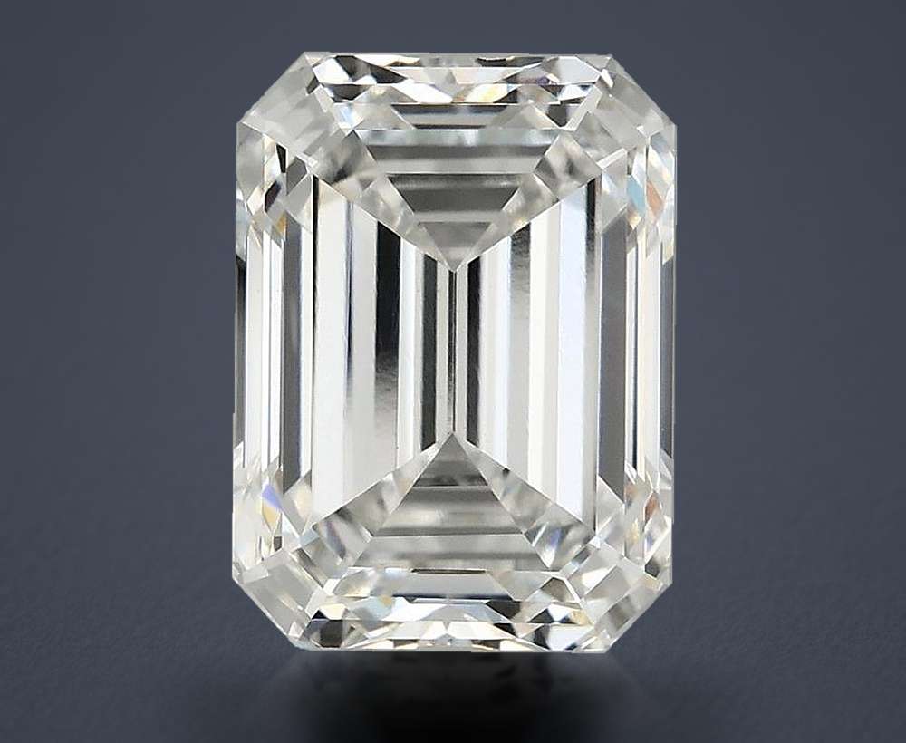 4.07 Carat · F · VS1 Rare Carat Ideal Cut