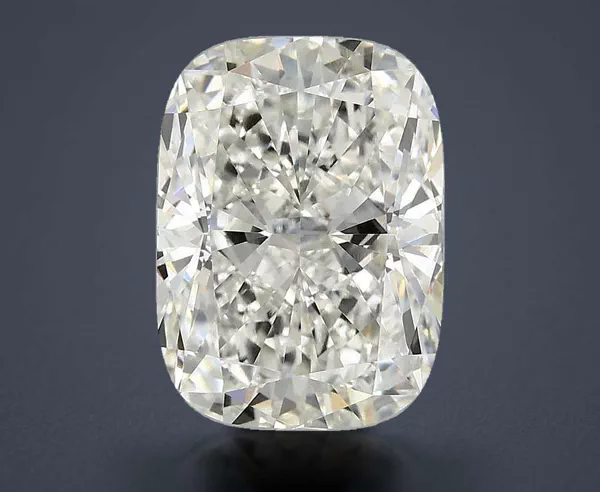 3.1 Carat · G · VS1 Rare Carat Ideal Cut