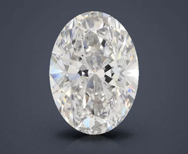 4.24 Carat · G · VS2 Rare Carat Ideal Cut