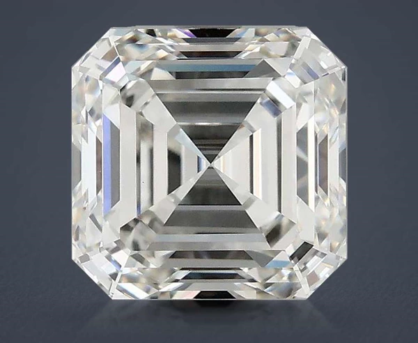 2.81 Carat · F · VVS2 Rare Carat Ideal Cut