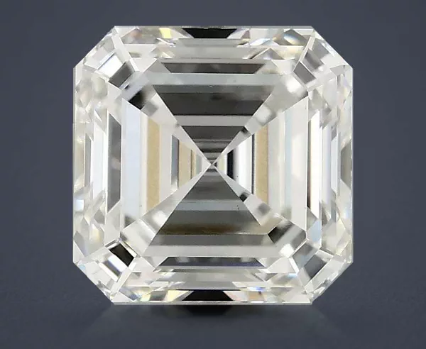 2.08 Carat · G · VS1 Rare Carat Ideal Cut