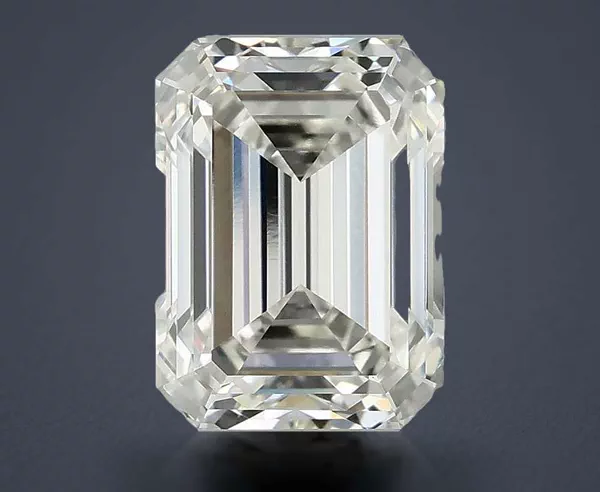 4 Carat · H · VVS2 Rare Carat Ideal Cut