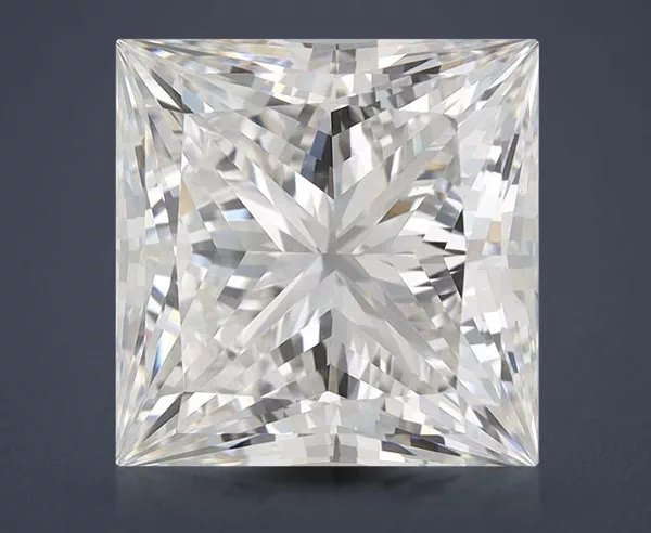 6.24 Carat · G · VS1 Rare Carat Ideal Cut