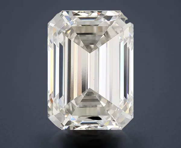 5.21 Carat · G · VS1 Rare Carat Ideal Cut