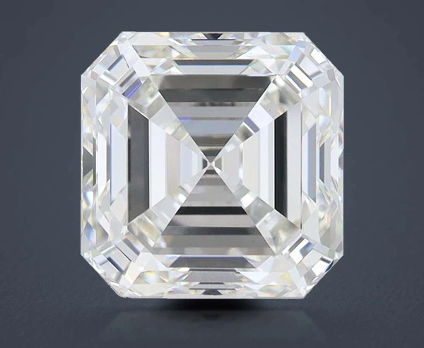 4.01 Carat · G · VVS2 Rare Carat Ideal Cut