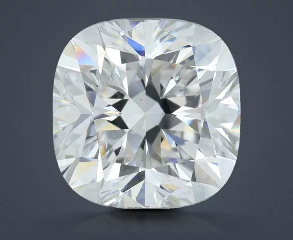 7.01 Carat · E · VS2 Rare Carat Ideal Cut