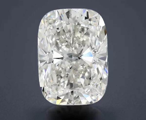 3.01 Carat · G · VS1 Rare Carat Ideal Cut
