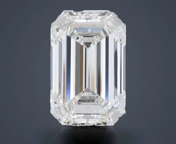 2.99 Carat · F · VS1 Rare Carat Ideal Cut