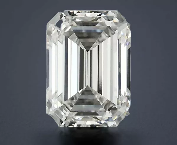 3.17 Carat · F · VS1 Rare Carat Ideal Cut