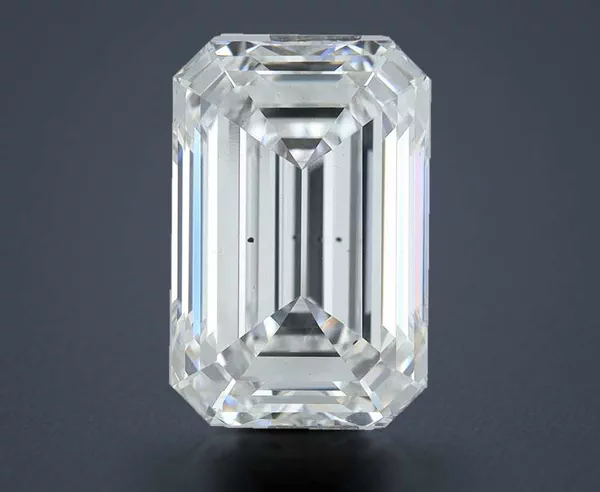 2.21 Carat · D · VS2 Rare Carat Ideal Cut
