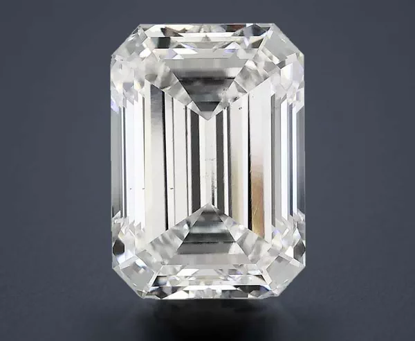 3.17 Carat · E · VS2 Rare Carat Ideal Cut