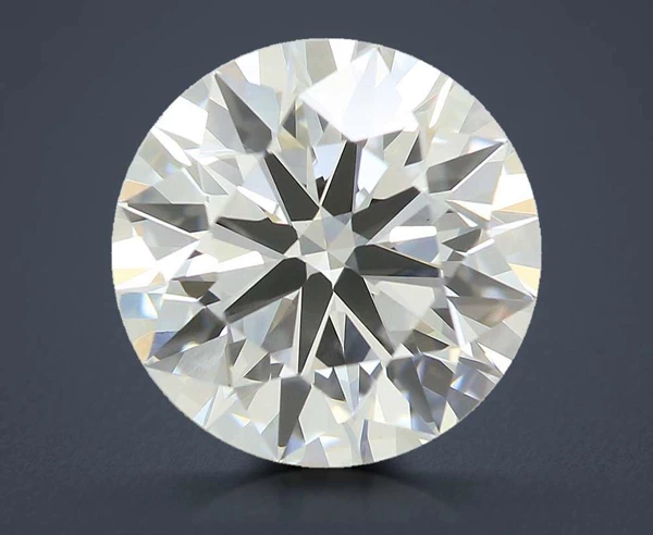 4.01 Carat · E · VS1 Rare Carat Ideal Cut