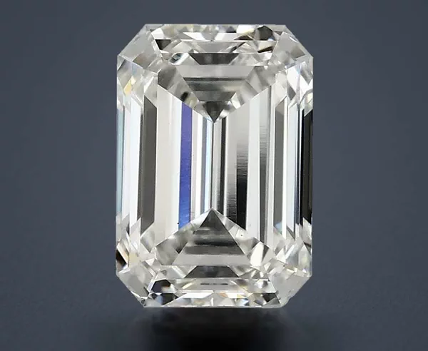 2.49 Carat · G · VS1 Rare Carat Ideal Cut