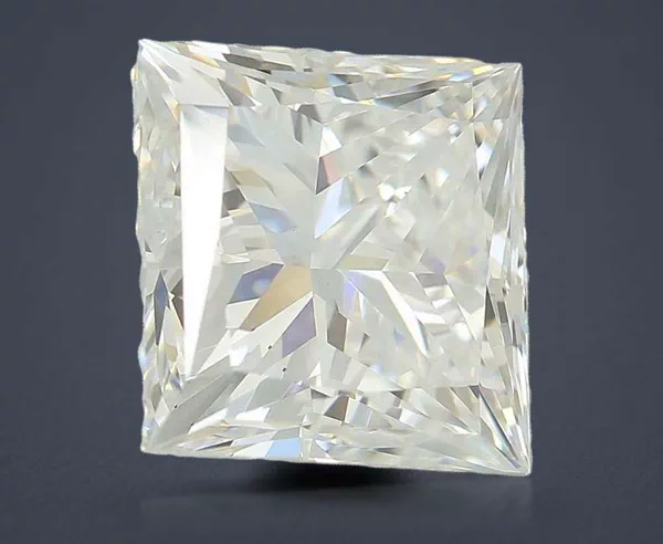 4.03 Carat · E · VS2 Rare Carat Ideal Cut