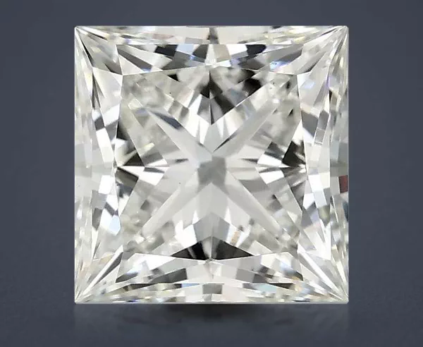 2.33 Carat · G · VS1 Rare Carat Ideal Cut