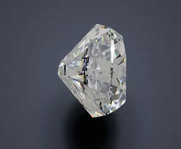 3.9 Carat · F · IF Rare Carat Ideal Cut