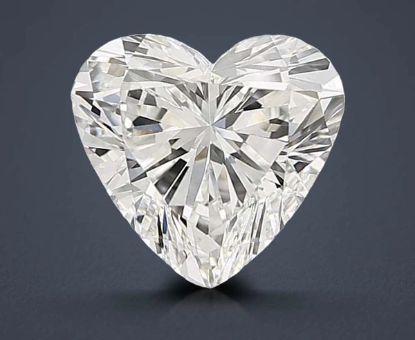 2.8 Carat · F · VS1 Rare Carat Ideal Cut