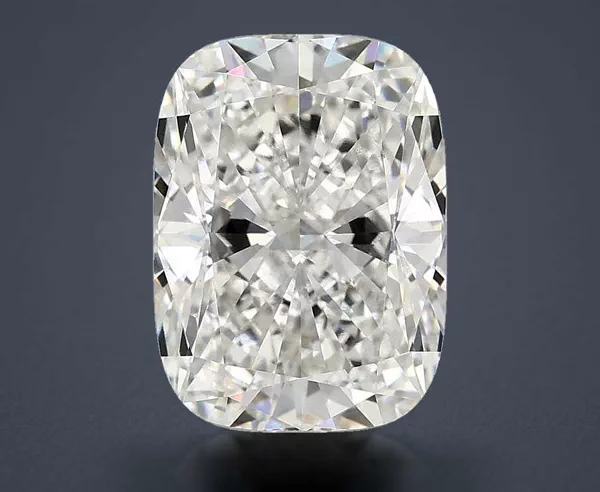 4 Carat · F · VS1 Rare Carat Ideal Cut